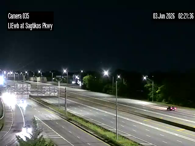 Live traffic camera view: LIE at Sagtikos Parkway interchange, sourced from 511NY